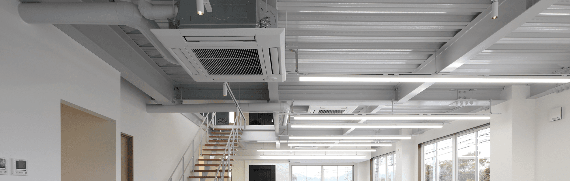 天井の鉄骨構造 - 自社技術の結晶